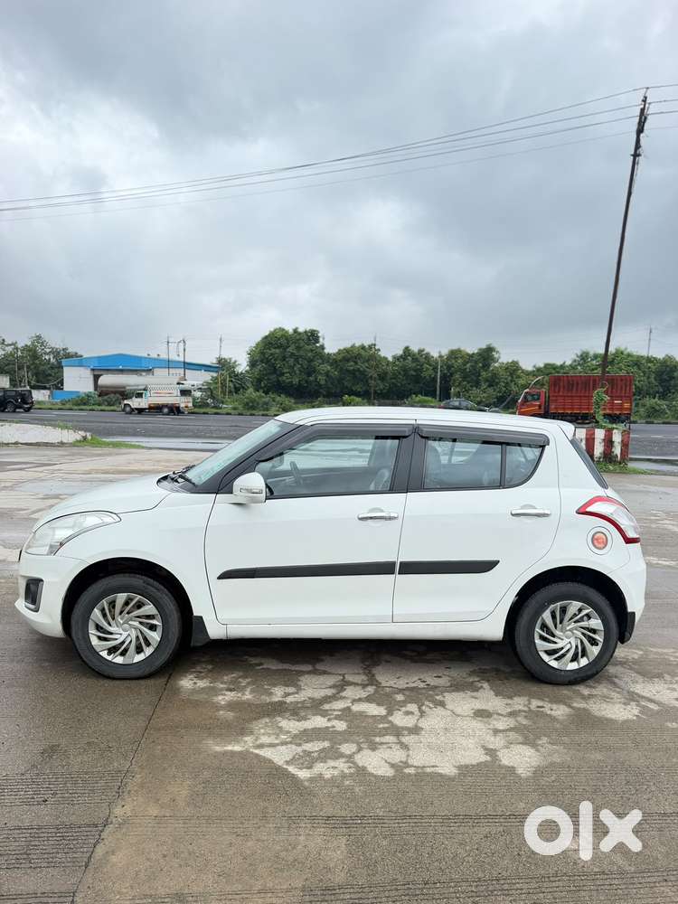 Maruti Suzuki Swift Vxi Optional, 2017, Petrol