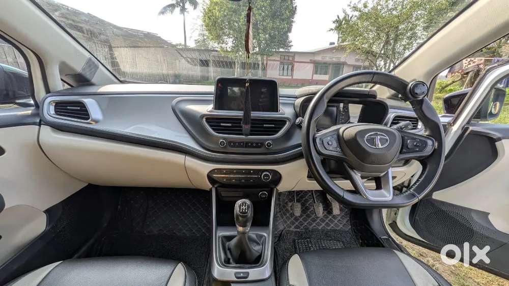 Tata Altroz 2021 Petrol 64000 Km Driven...good Condition..