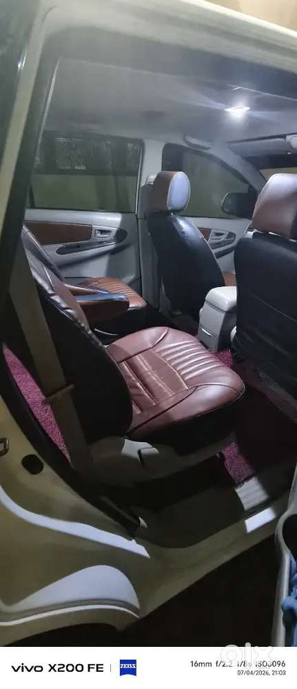 Toyota Innova 2010