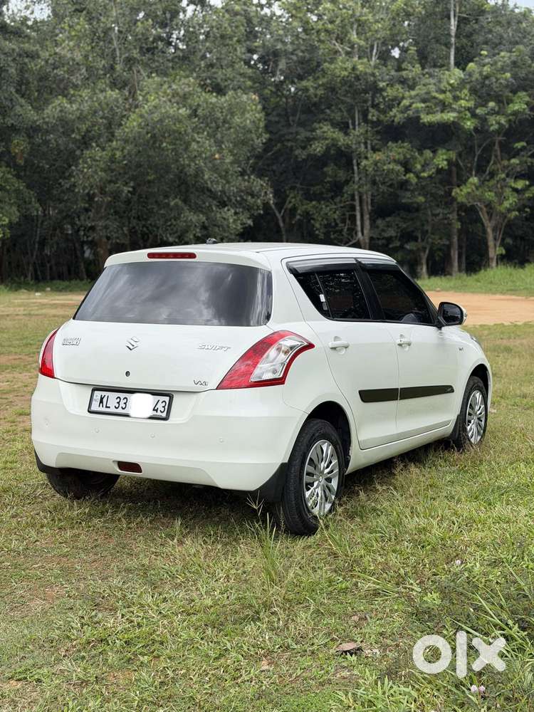 Maruti Suzuki Swift Vxi, 2015, Petrol