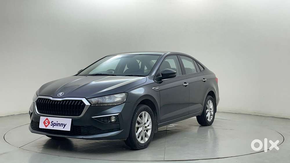 Skoda Slavia Ambition 1.0l Tsi At, 2022, Petrol