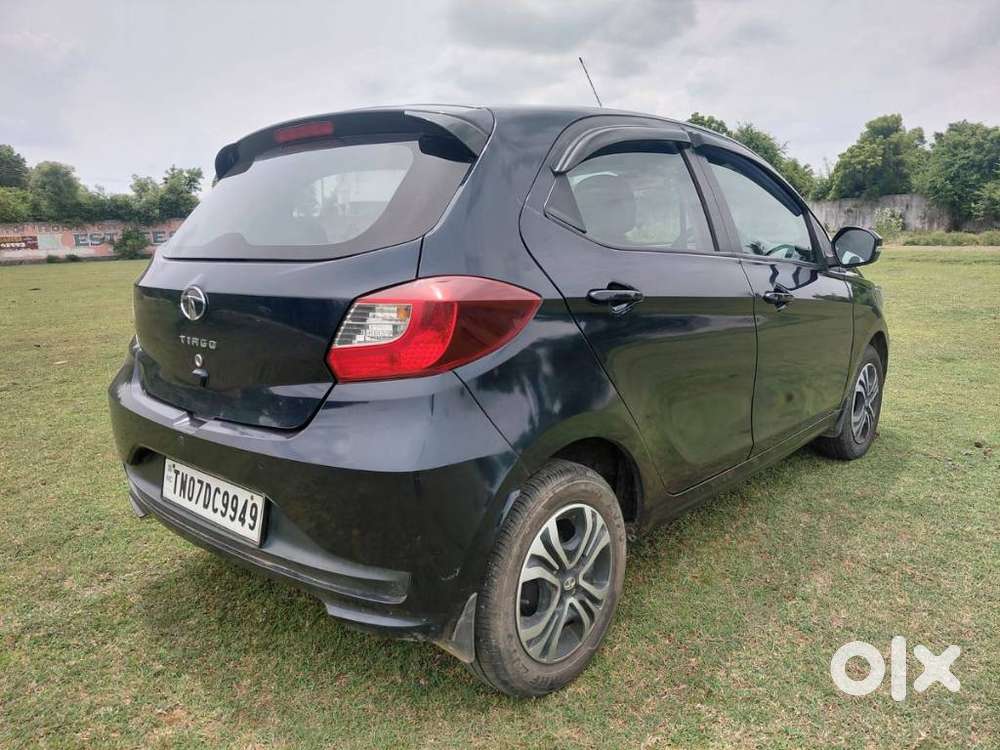 Tata Tiago 1.2 Revotron Xza, 2023, Petrol