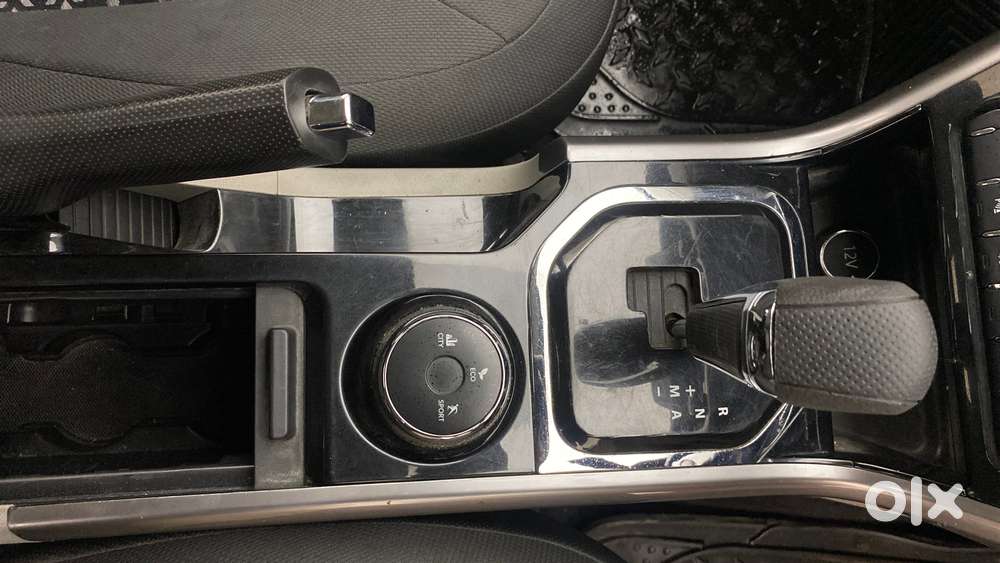 Tata Nexon 1.2 Revotron Xza Plus, 2018, Petrol