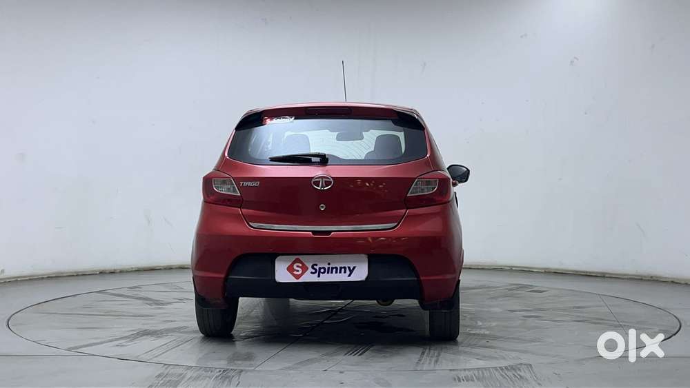 Tata Tiago Xza, 2017, Petrol