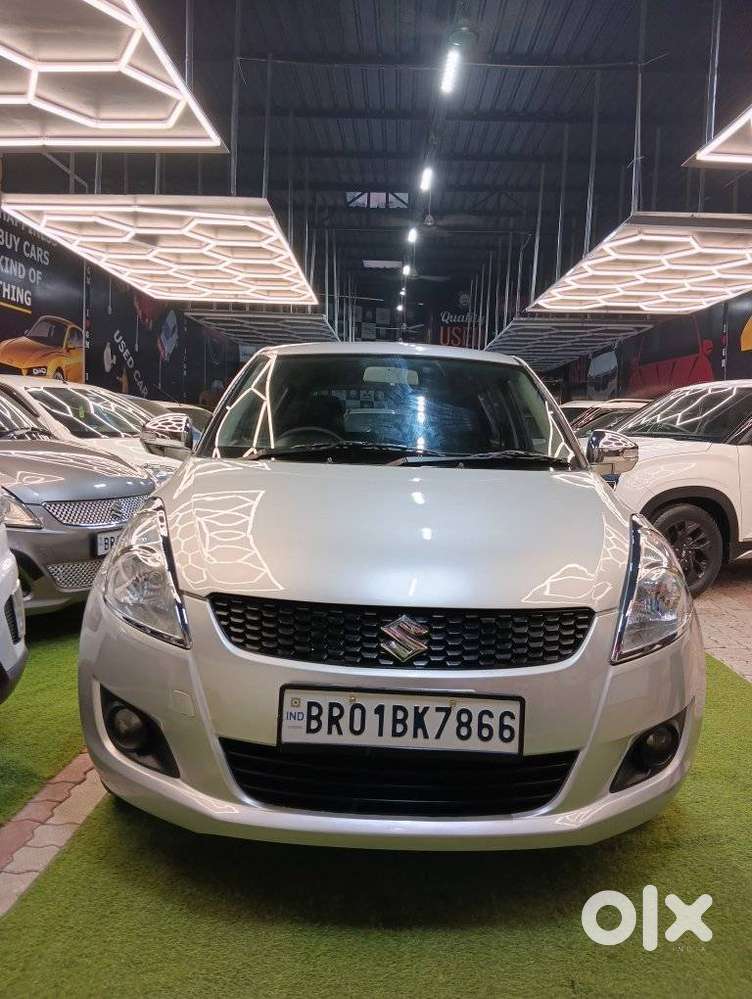 Maruti Suzuki Swift Vxi 1.2 Abs Bs-iv, 2012, Petrol