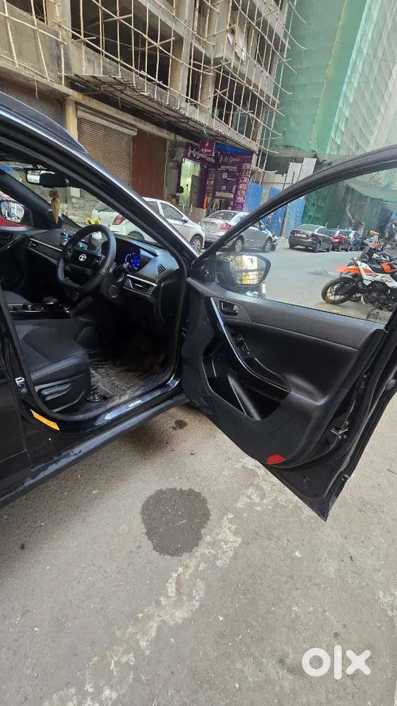 Tata Nexon Creative Plus Dca Dark Edition