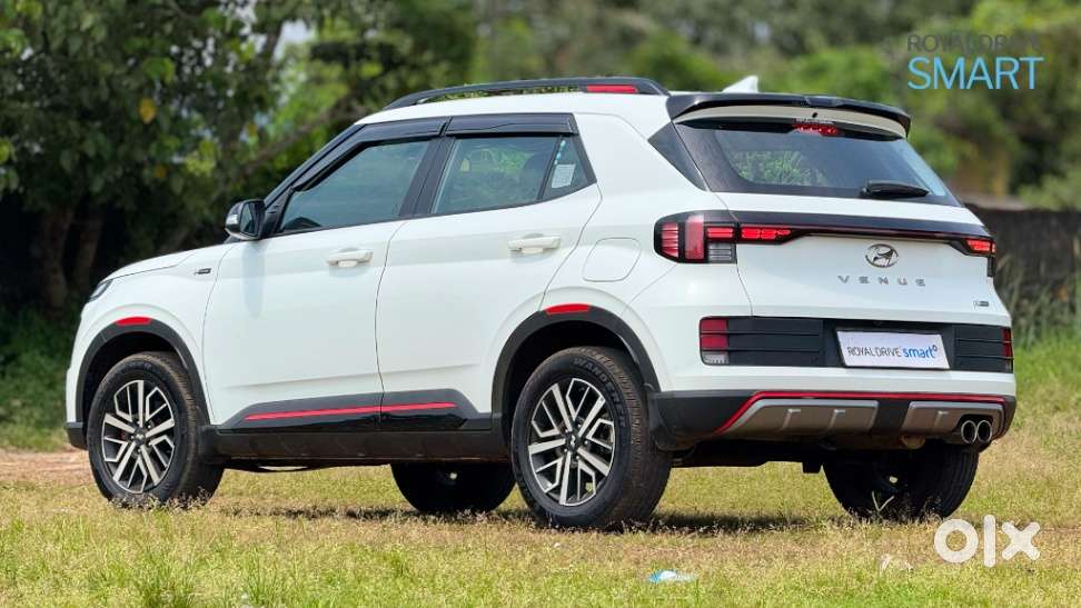 Hyundai Venue, 2022, Petrol