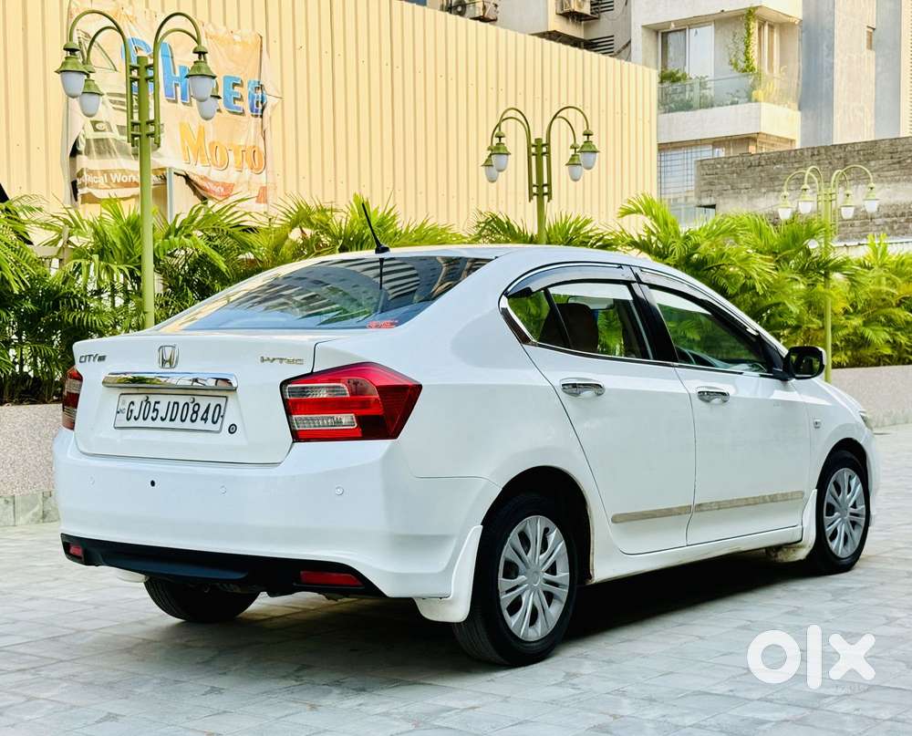Honda City E Mt I-vtec, 2013, Petrol