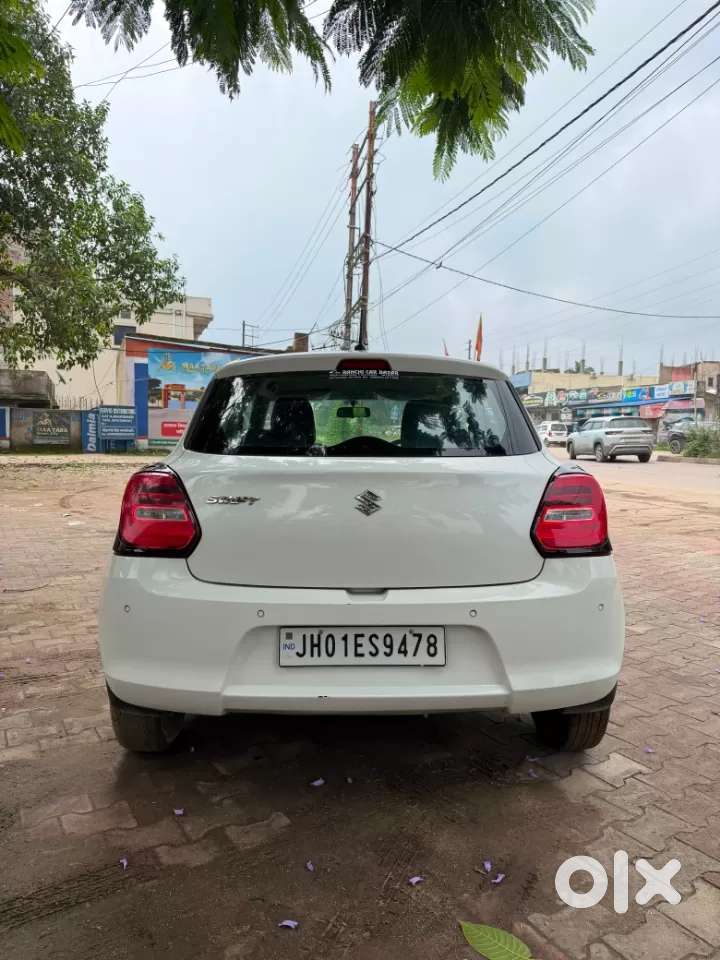 Maruti Suzuki Swift Vxi, 2022, Petrol