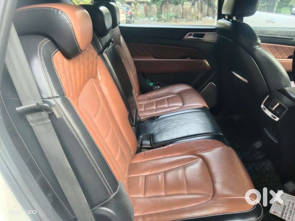 Mahindra Alturas G4 4x4 At, 2021, Diesel