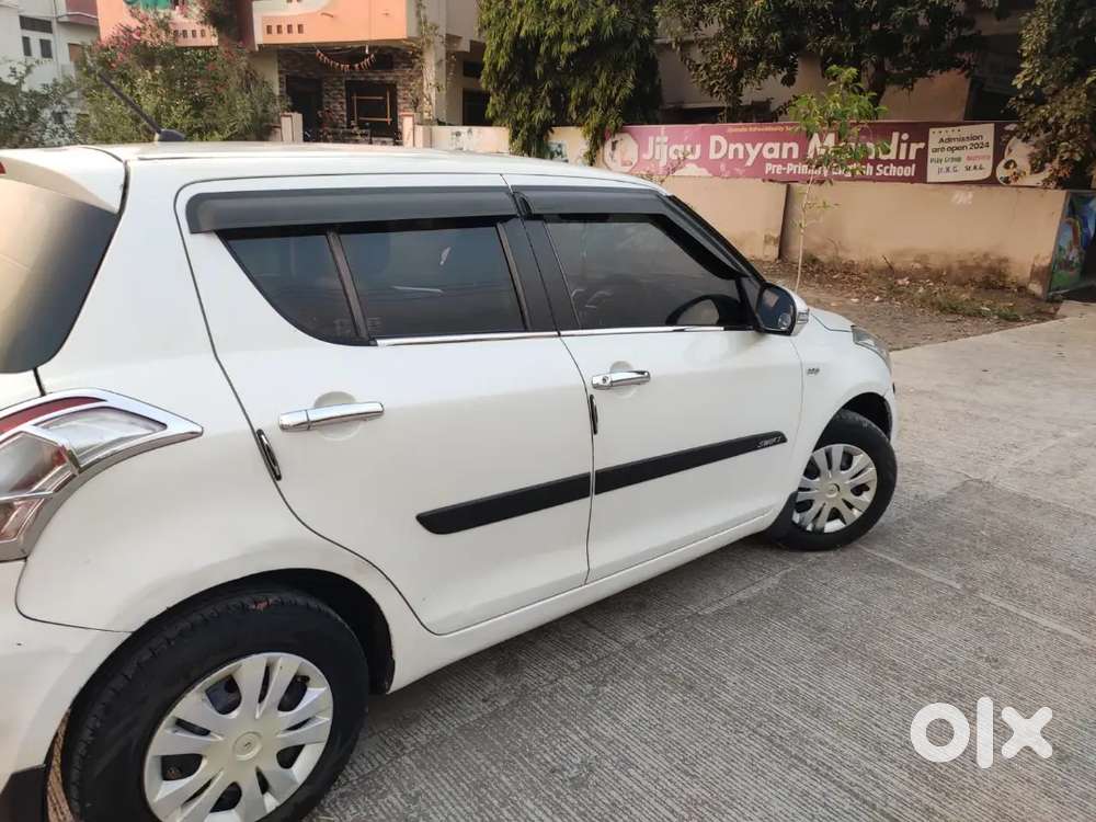 Maruti Suzuki Swift 2012