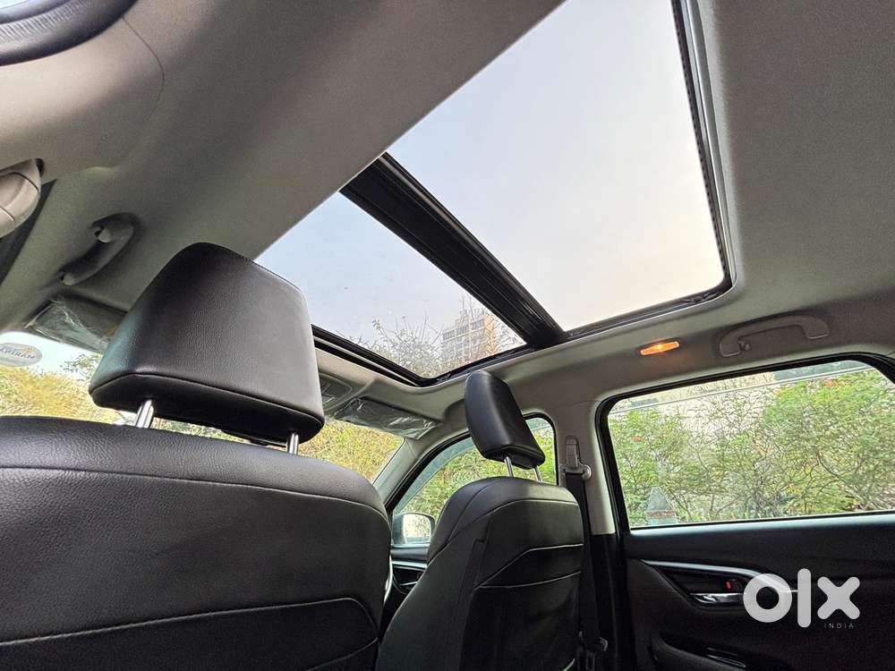 Toyota Urban Cruiser Hyryder 1.5 V Hybrid, 2023, Cng & Hybrids