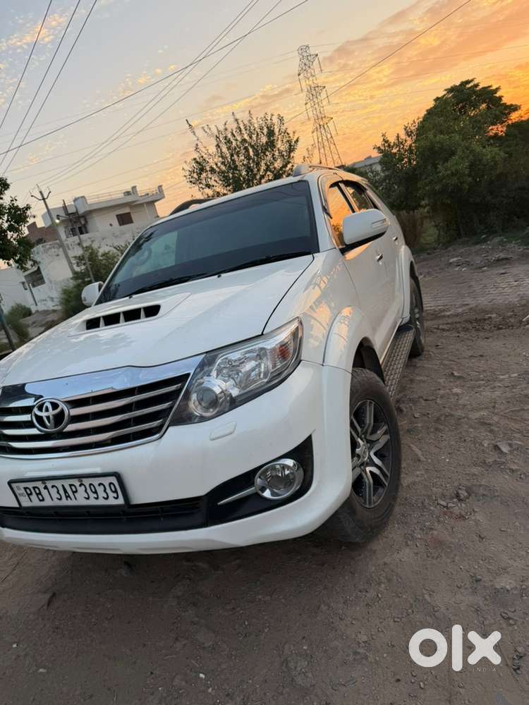 Toyota Fortuner Diesel 2015