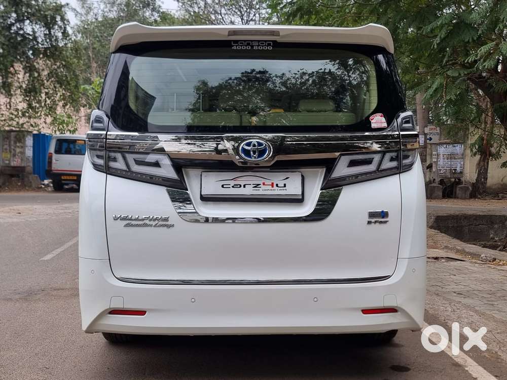 Toyota Vellfire Vip – Executive Lounge, 2022, Petrol
