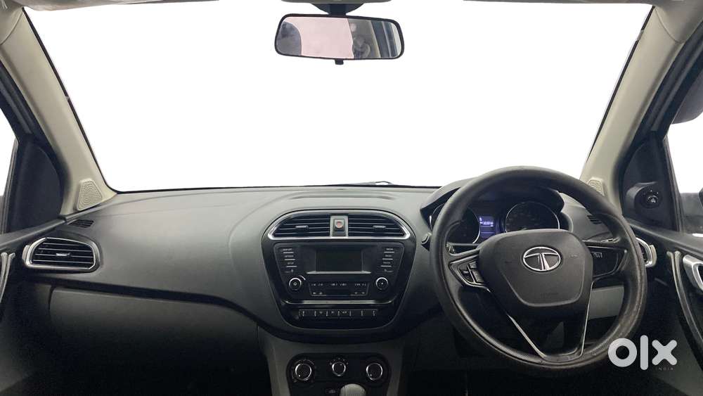 Tata Tigor Xza, 2018, Petrol