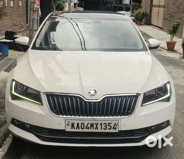 Skoda Superb Lk 1.8 Tsi At, 2019, Petrol