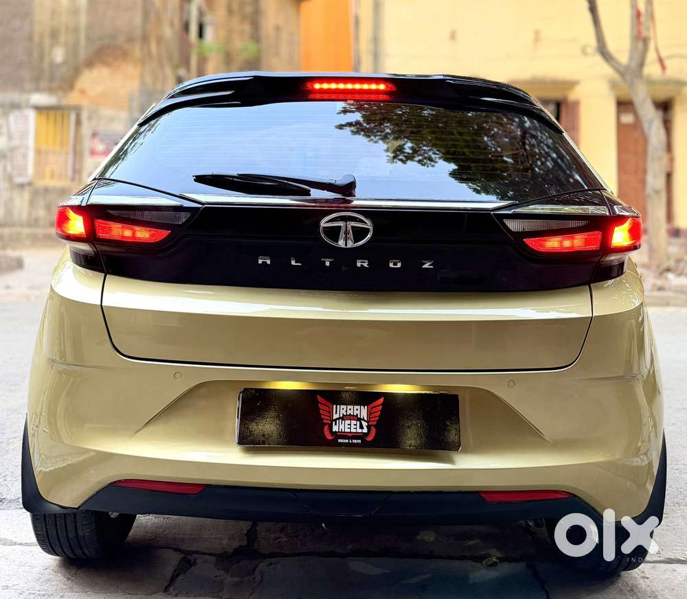 Tata Altroz 1.2 Xz (o), 2022, Petrol