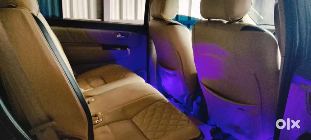 Toyota Fortuner 2015