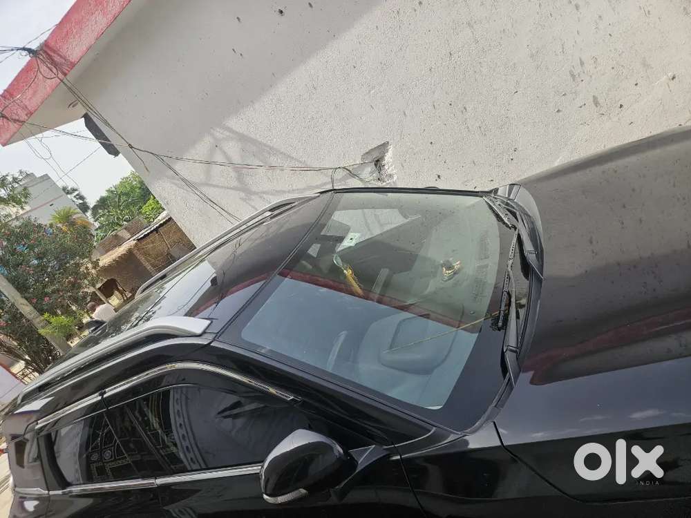 Maruti Suzuki Brezza 2024 Petrol 37000 Km Driven Amount 10 Lakh