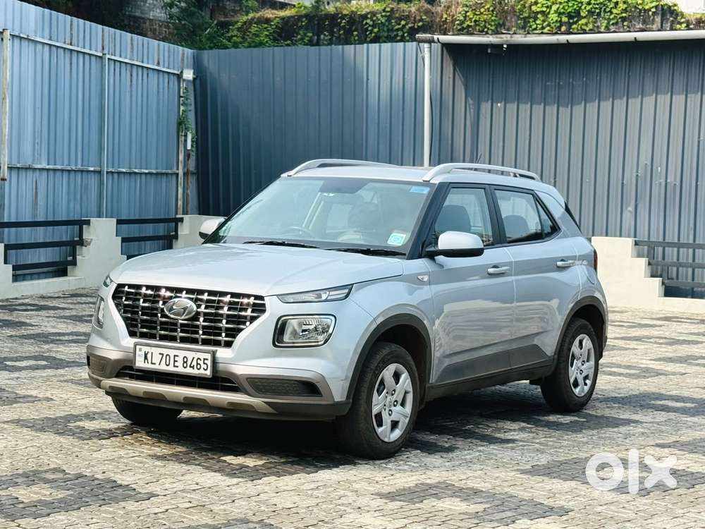 Hyundai Venue S 1.2 Petrol, 2019, Petrol