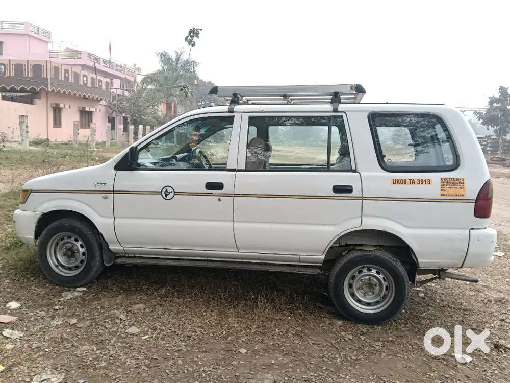 Chevrolet Tavera Neo 2013 Diesel 300000 Km Driven