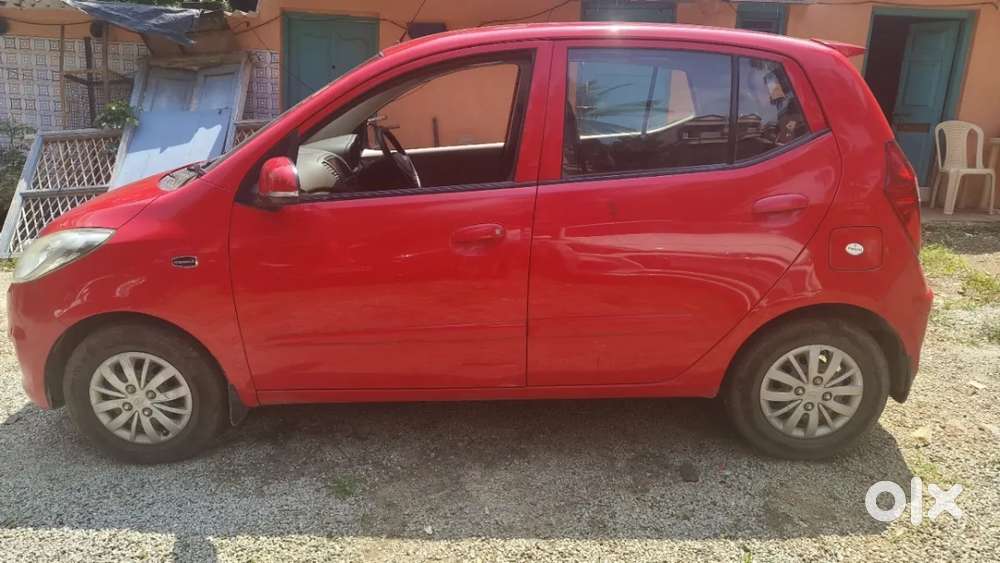 Hyundai I10 Sportz At, 2013, Petrol