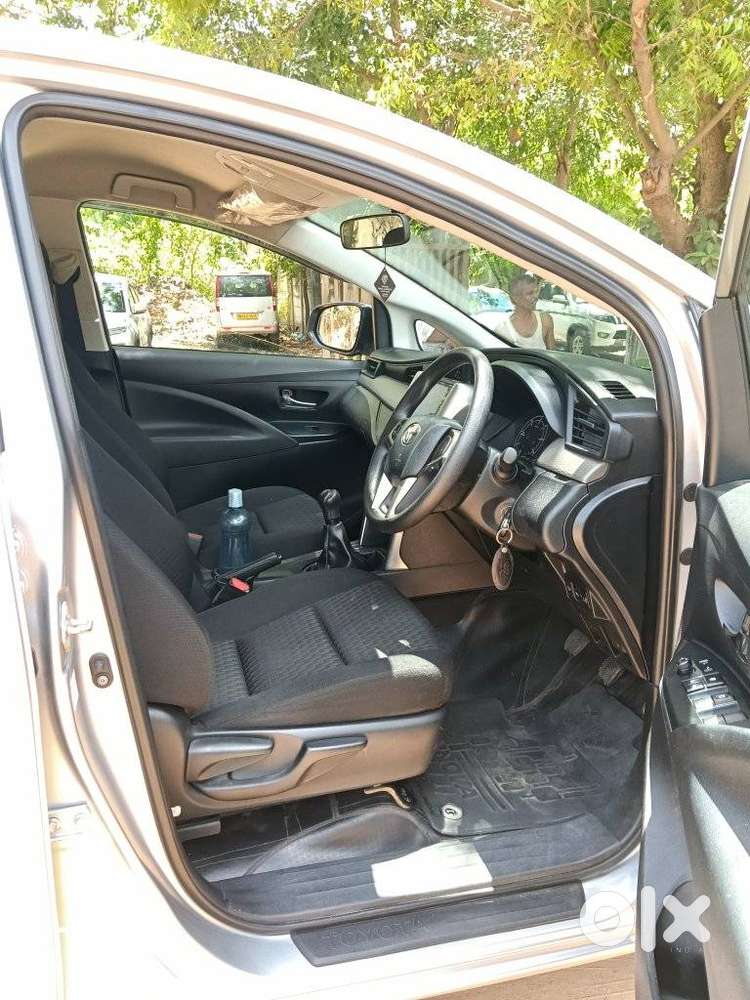 Toyota Innova Crysta 2.4 G Mt, 2022, Diesel