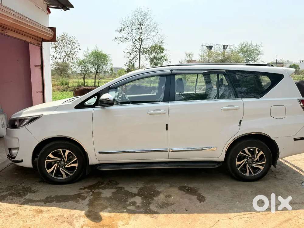 Toyota Innova Crysta 2021 Diesel Well Maintained