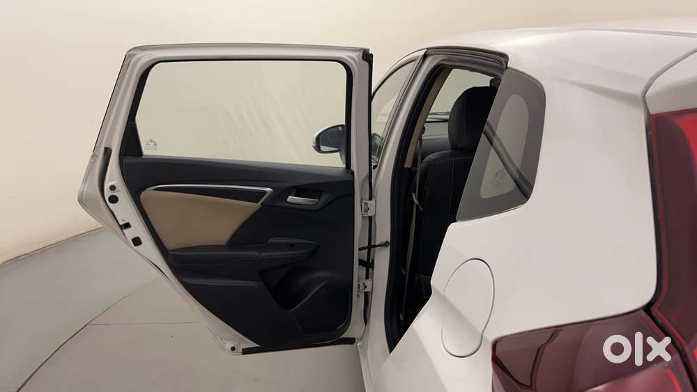 Honda Jazz V At I-vtec, 2015, Petrol