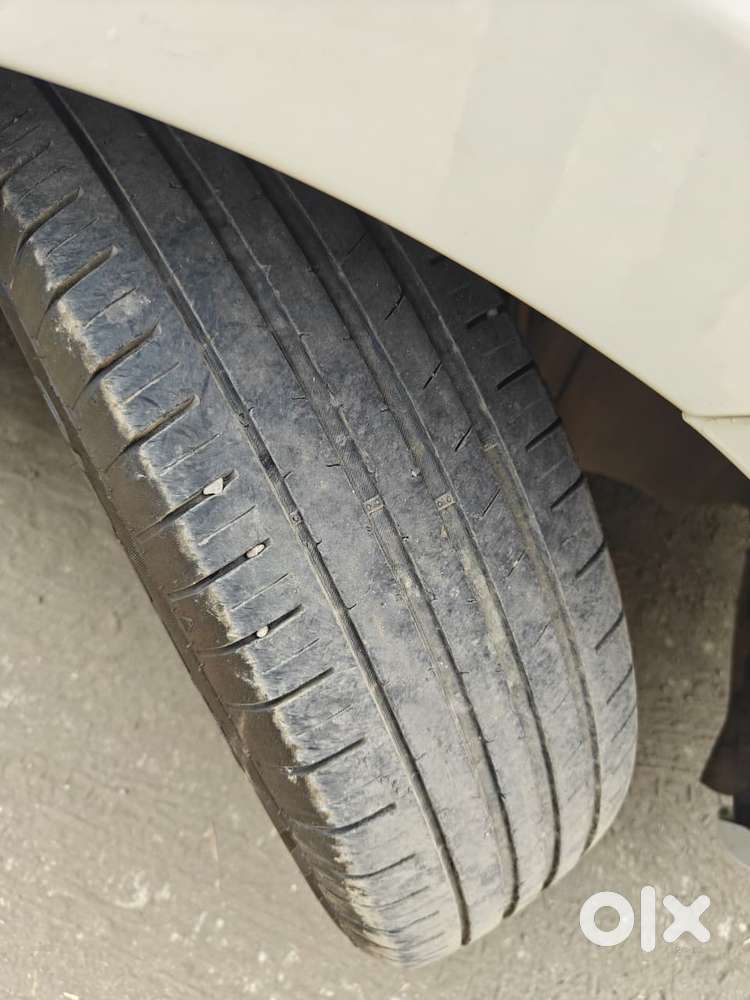 Maruti Suzuki Swift Dzire Amt Zxi Plus, 2023, Petrol