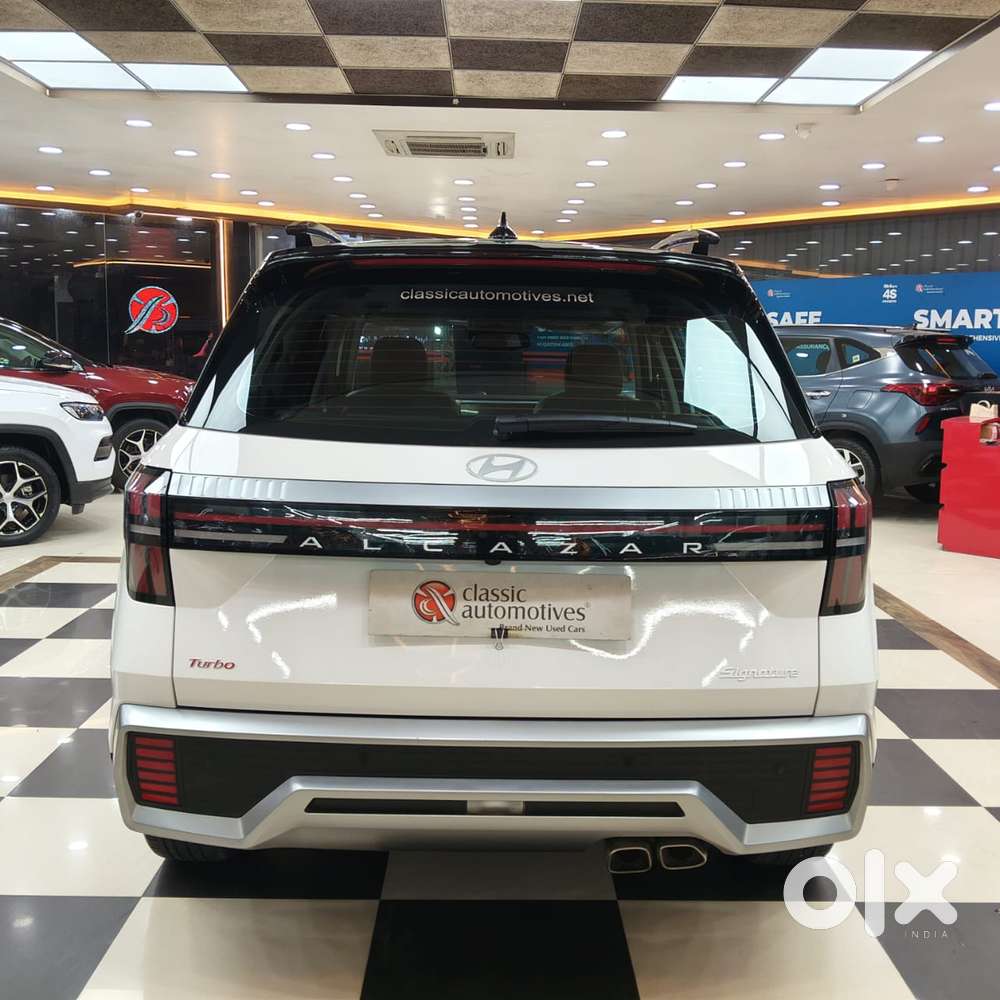 Hyundai Alcazar Signature 1.5 Petrol Dct 6str, 2025, Petrol
