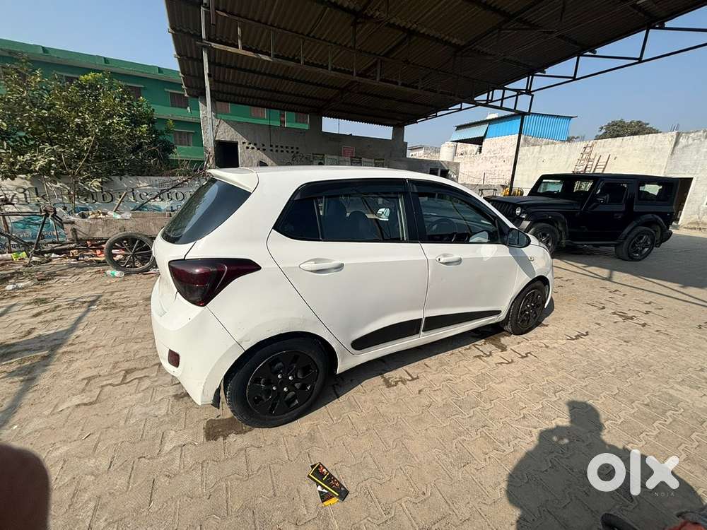 Hyundai Grand I10 2015 Petrol/cng Well Maintianed
