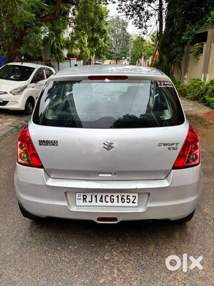Maruti Suzuki Swift Vxi + Manual, 2009, Petrol
