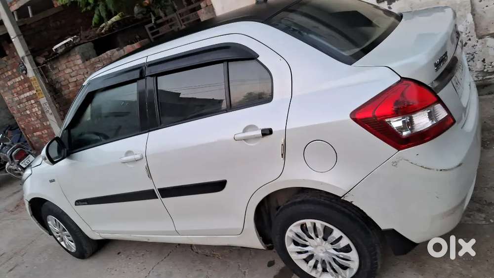 Maruti Suzuki Dzire 2013.