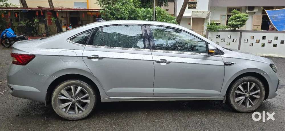 Skoda Slavia Style 1.0l Tsi At, 2022, Petrol