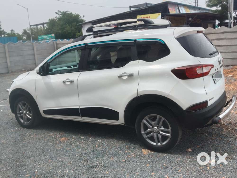 Renault Triber Rxz, 2023, Petrol
