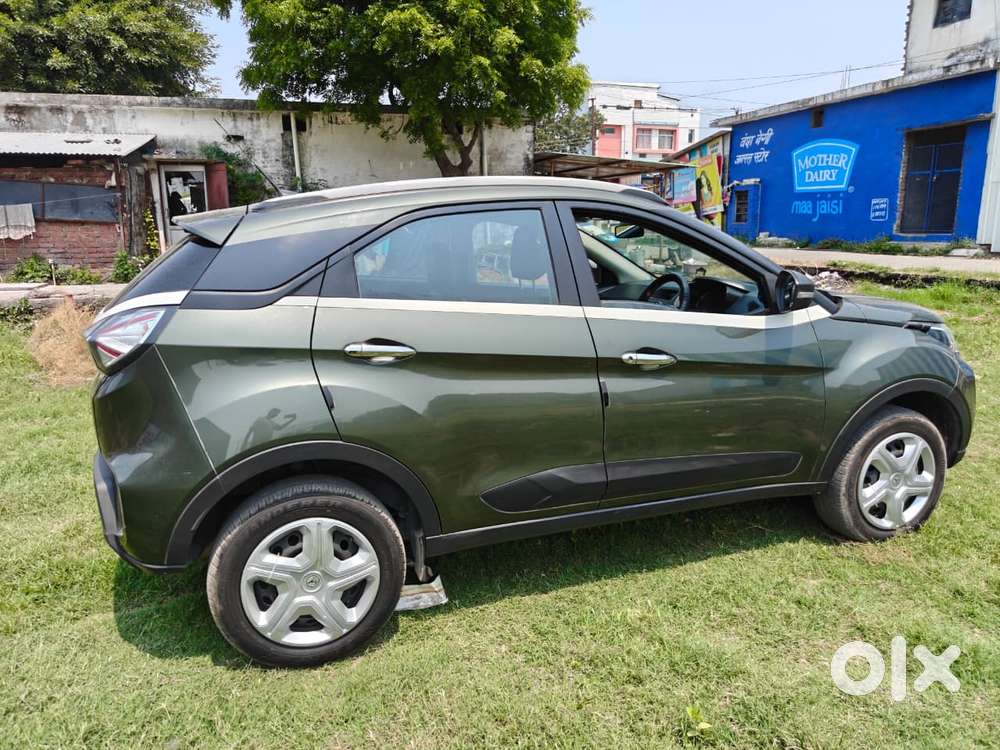Tata Nexon 1.2 Revotron Xm (s), 2022, Petrol