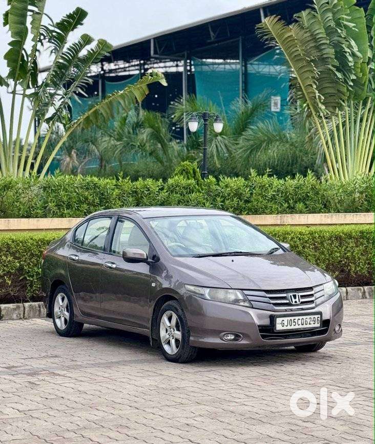 Honda City V Mt Exclusive, 2011, Cng & Hybrids