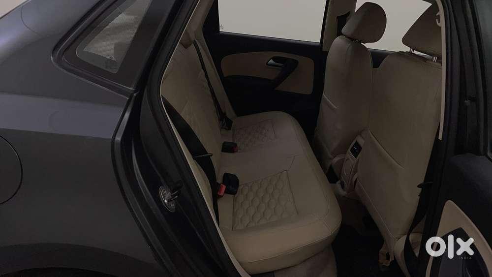 Volkswagen Ameo 1.5 Tdi Highline At 16 Alloy, 2019, Diesel