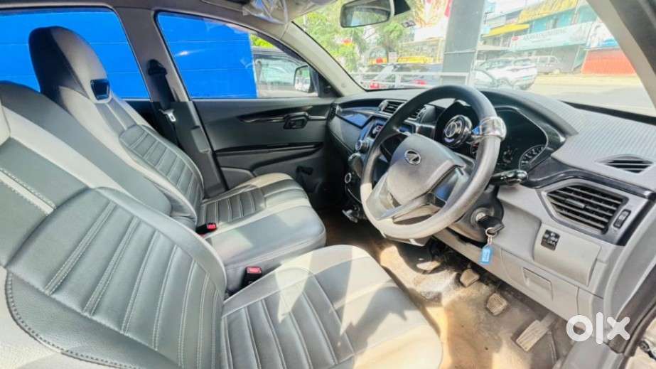 Mahindra Kuv 100 Mfalcon G80 K2, 2017, Petrol