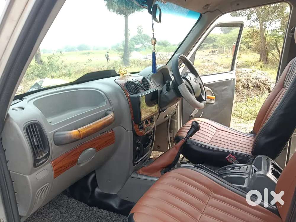 Mahindra Scorpio 2011
