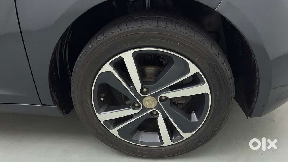 Tata Altroz Xz, 2020, Petrol