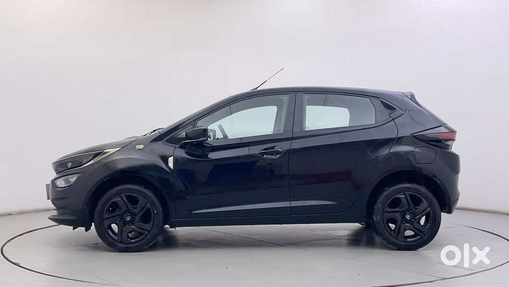 Tata Altroz 1.2 Xt Dark Edition Petrol, 2023, Petrol