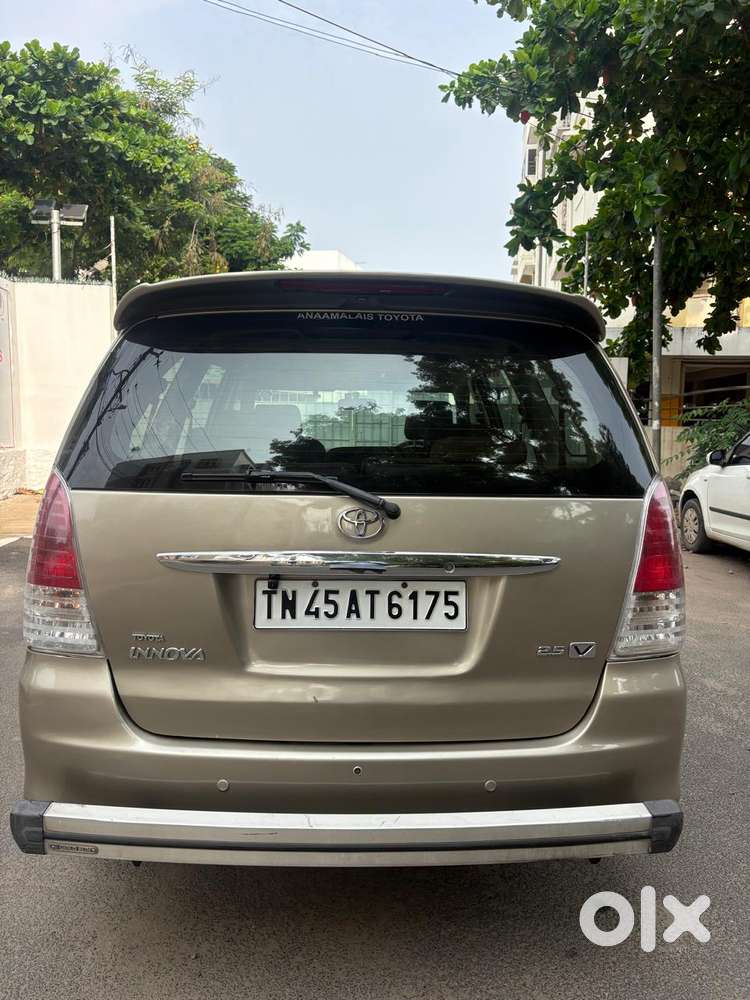 Toyota Innova 2.5 V 7 Str, 2011, Diesel