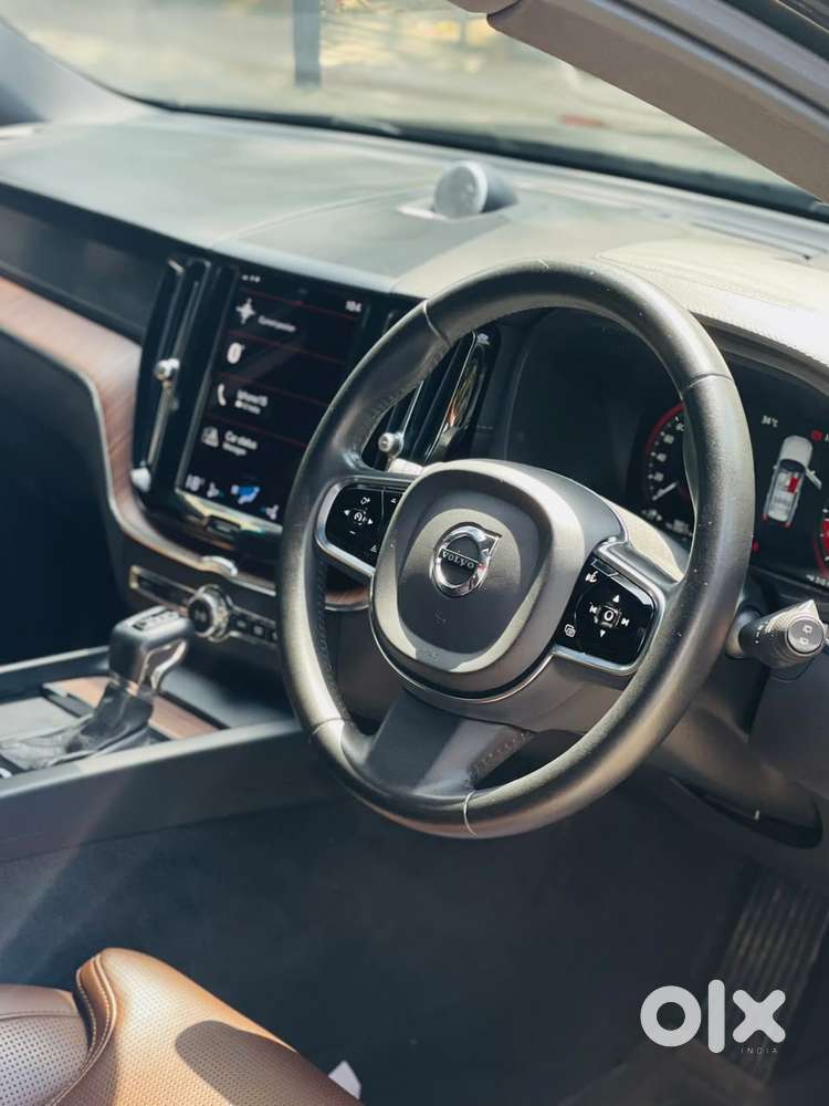 Volvo Xc60 D5 Awd Automatic, 2021
