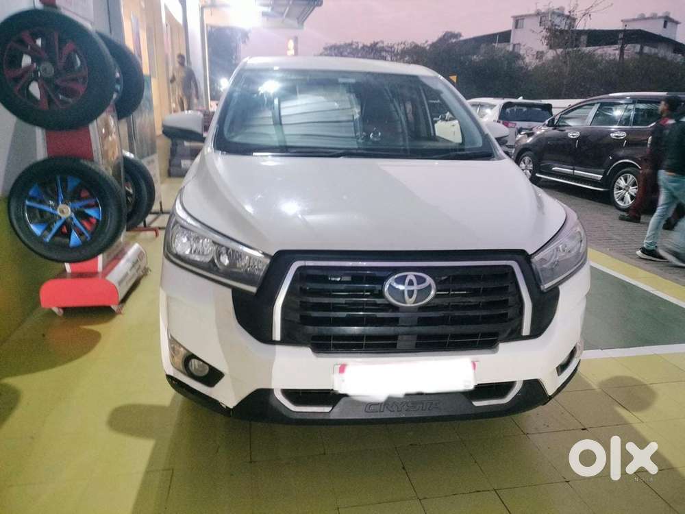 Toyota Innova Crysta 2023 Diesel Well Maintained