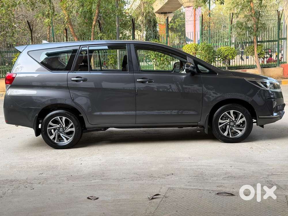 Toyota Innova Crysta [2020-ongoing] 2.4 Gx At 7 Str, 2022, Diesel