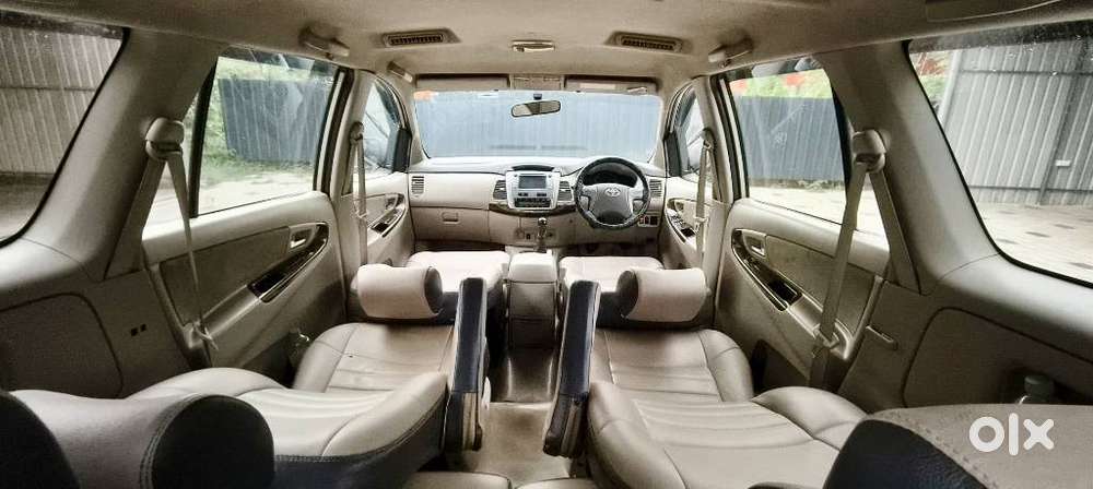 Toyota Innova [ ] 2.5 V Diesel 7 Str, 2014, Diesel