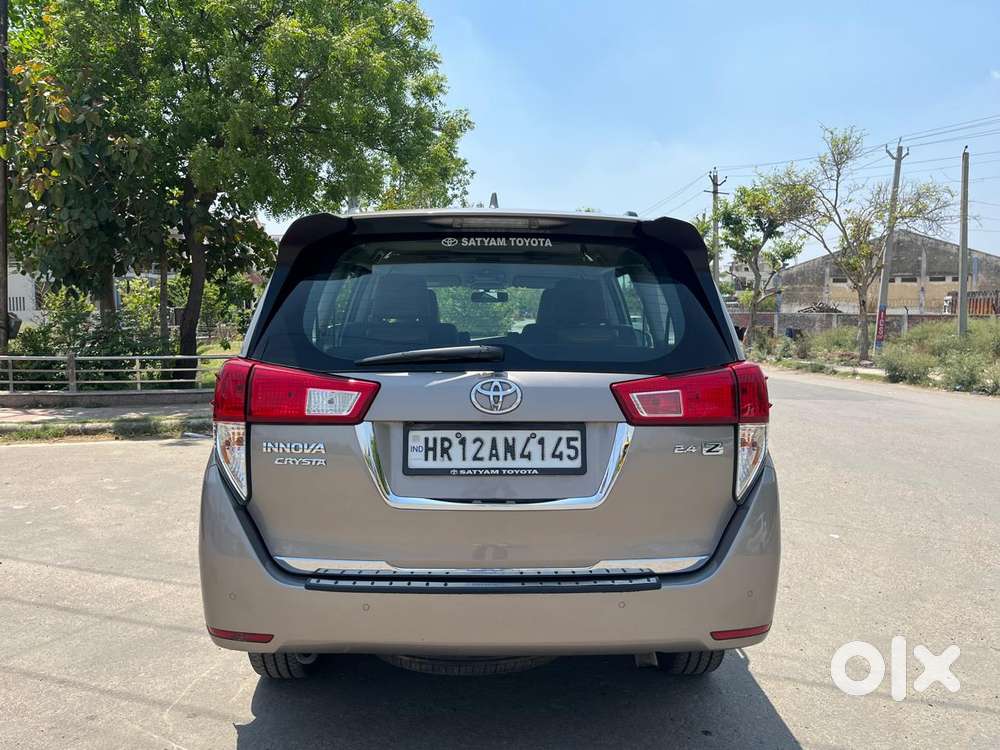 Toyota Innova Crysta 2.4 Gx Limited Edition At 7 Str, 2021, Diesel