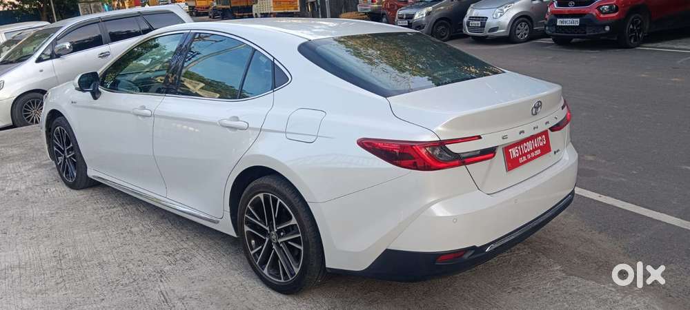 Toyota Camry Hybrid, 2024, Petrol